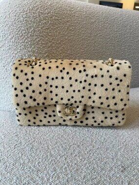 Classic CHANEL Bags: A Stylish and Versatile Choice for Elegance